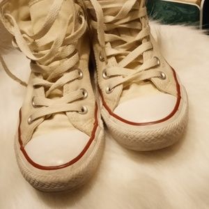 Tan converse all stars